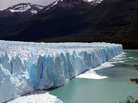 El Calafate El Pueblo Del Glaciar El Calafate Patagonia Argentina